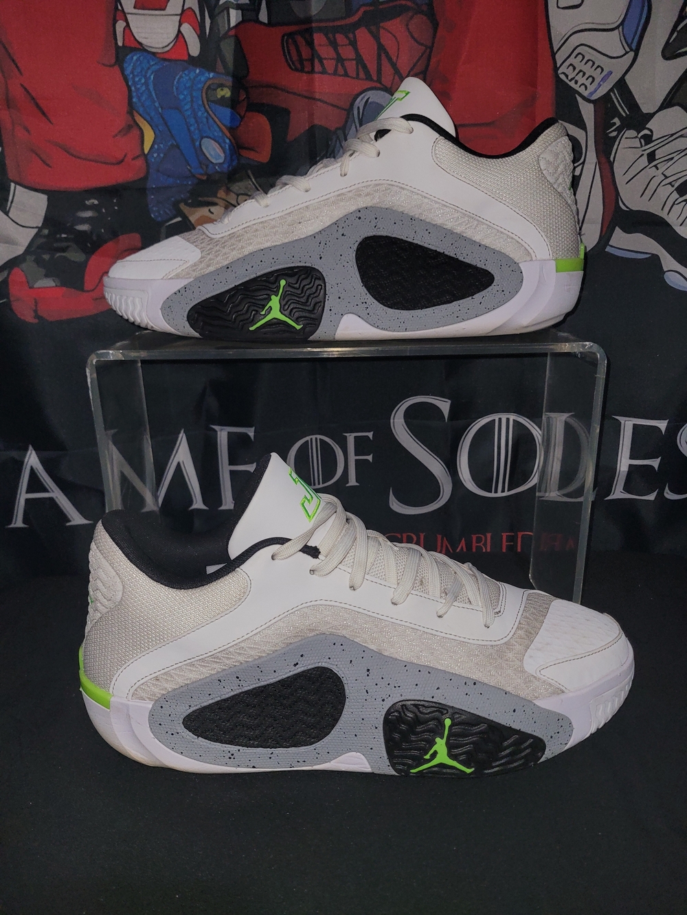 Jordan Men’s Tatum 2 Basketball Shoes - White/Gray/Neon Green